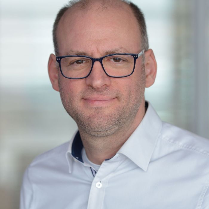 Dr. Stephan Frings